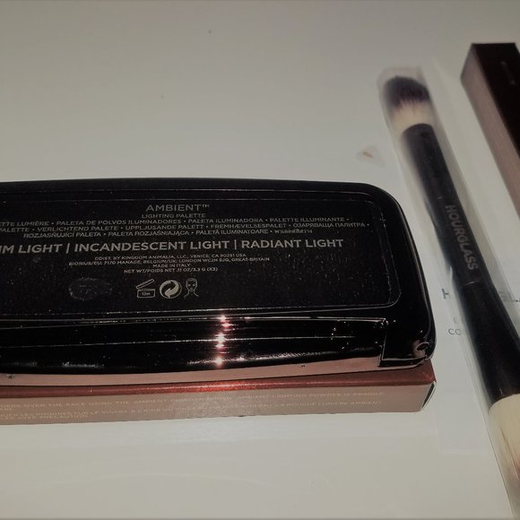 ⭐HOURGLASS SET Ambient Palette +2-Sided Brush $110 - Picture 13 of 16
